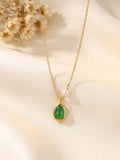 Natural green onyx and pearl necklace in gold-plated sterling silver